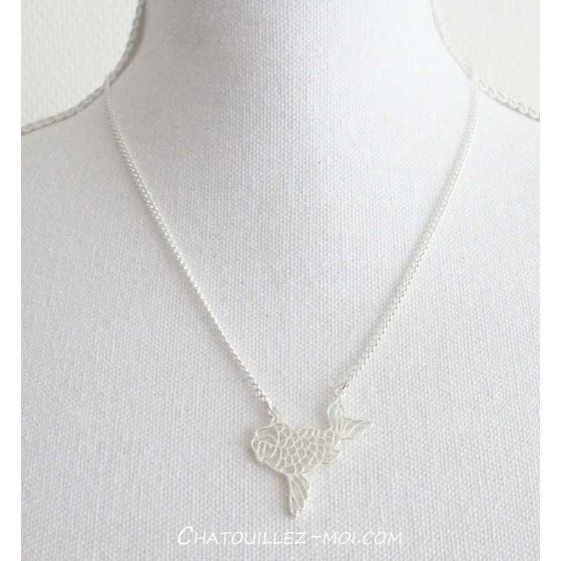 Collier Carpe Origami Argenté – Élégance et Symbolique Japonaise