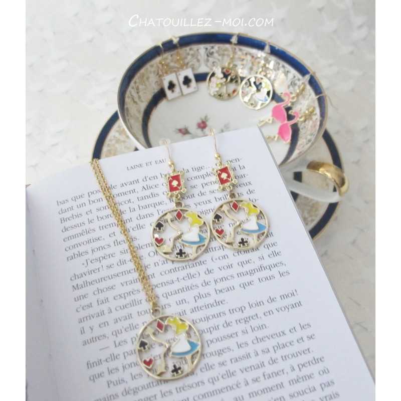 Collier Alice aux Pays des Merveilles