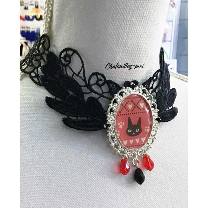 Collier en Dentelle Jiji – Bijou Inspiré de Kiki la Petite Sorcière