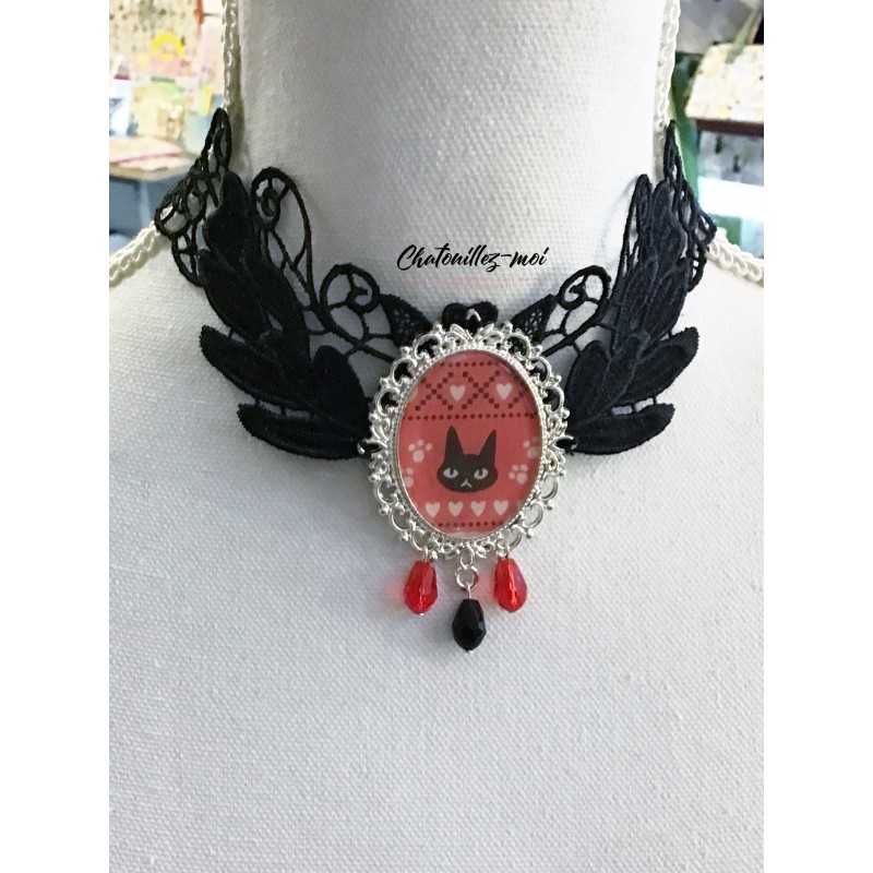 Collier en Dentelle Jiji – Bijou Inspiré de Kiki la Petite Sorcière
