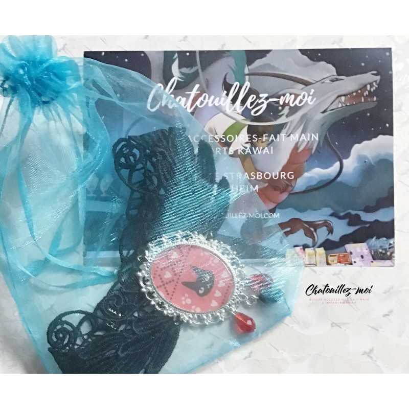 Collier en Dentelle Jiji – Bijou Inspiré de Kiki la Petite Sorcière