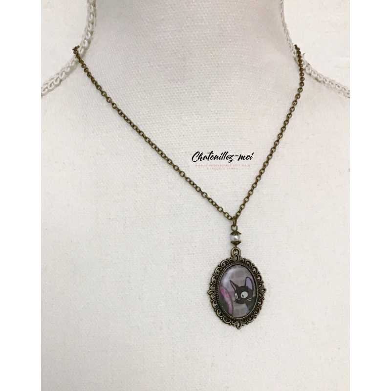 Collier Jiji coloris bronze, le chat de Kiki la petite sorciere
