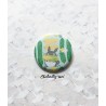 Badge Totoro qui mange du maïs – Mon voisin Totoro