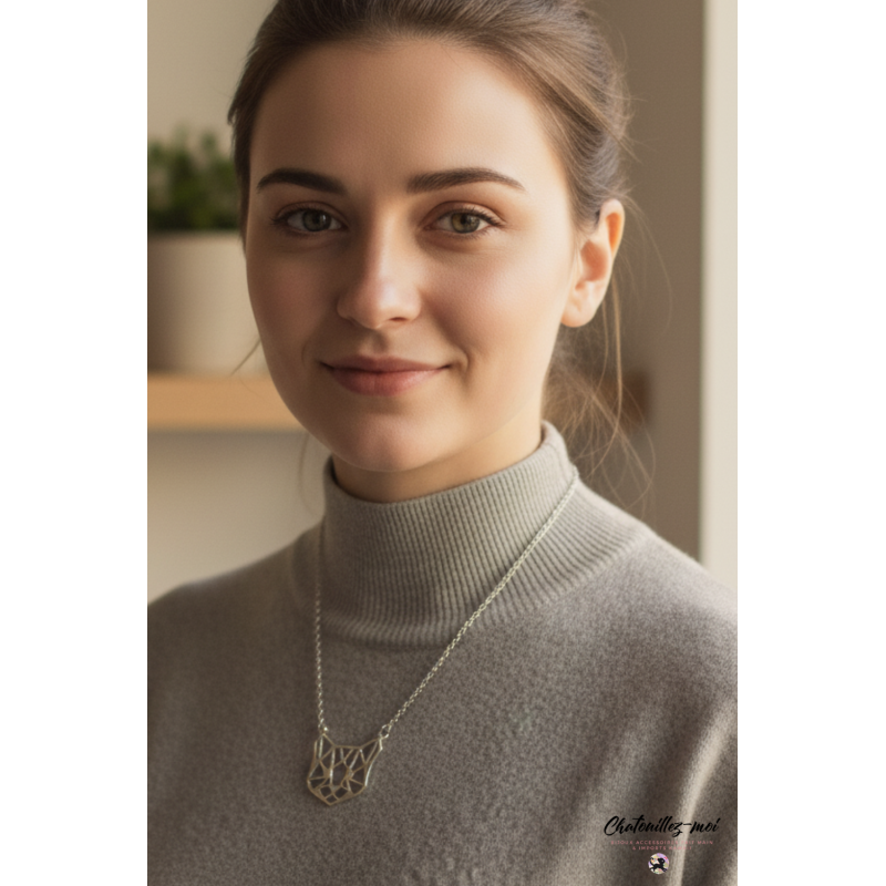 Collier Chat Origami – Bijou Félin Élégant et Moderne