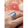 Bague Totoro bleu et blanc – Bague Totoro réglable – Bijou artisanal