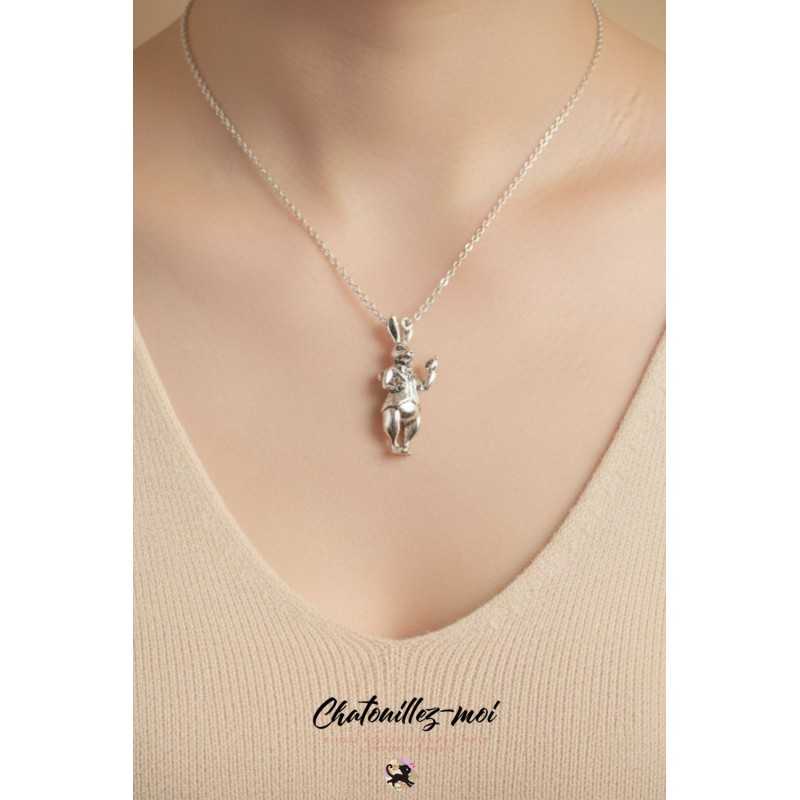 Collier Lapin Blanc d’Alice aux Pays des Merveilles en Métal Argenté