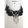 Collier ras de cou en dentelle noire et strass argenté