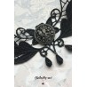 Collier ras de cou dentelle noire avec ornement oiseaux bronze