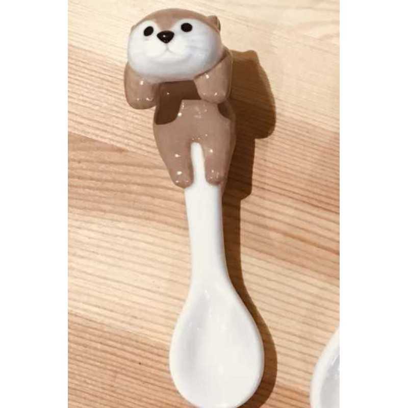 Cuillère Loutre Claire en Céramique