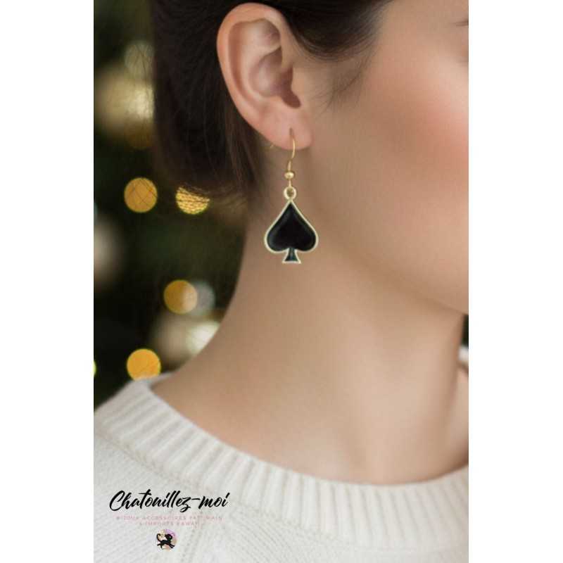 Boucles d’oreilles cartes à jouer Alice – Métal doré