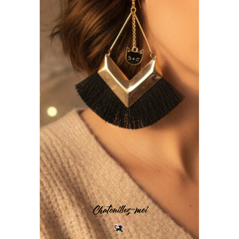 Boucles d’oreilles éventail noir et or avec chat noir – Bijoux chic et rétro