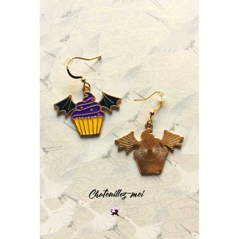 Boucles d’oreilles cupcake chauve-souris – Bijou Halloween – Acier inoxydable doré