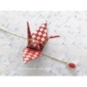 Grue origami à suspendre, en papier japonais rouge