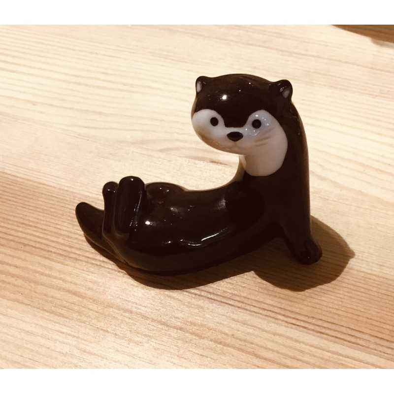 Repose Baguettes Loutre Foncé en Céramique – Import Japonais