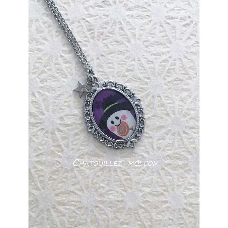 Collier cabochon fantôme