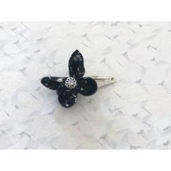 Barrette papillon noir